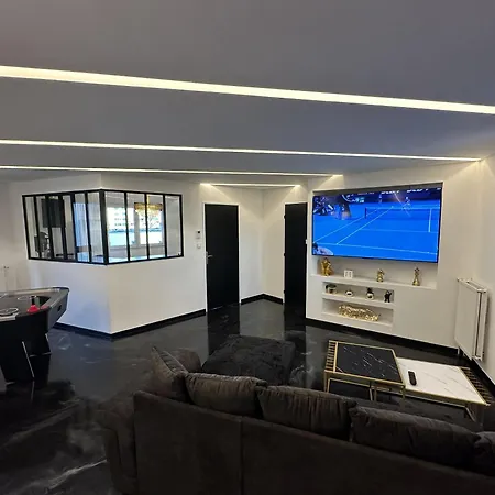 Apartamento Ammg Tour - Prestige | Jacuzzi & Balcon Calais